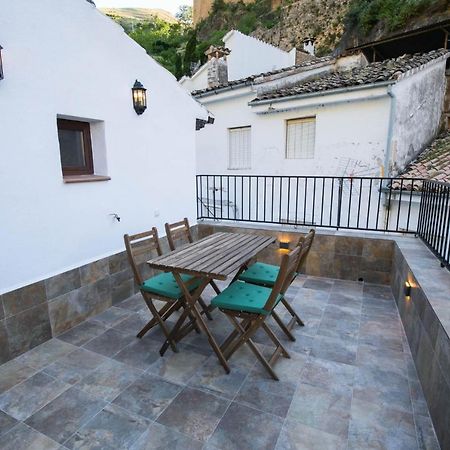 Appartamento Cazorla Plaza Esterno foto